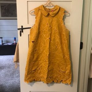 Size L gold patterned ModCloth dress, never worn, smoke free home